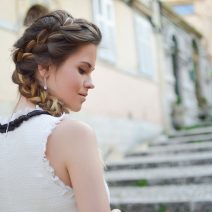 Είναι girly, χαριτωμένες και μπορούν να χρίσουν στο look μας μια υπέροχη κομψότητα.