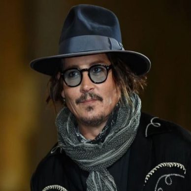 Johnny Depp: Δώρισε 800.000 δολ. σε νοσοκομεία που είχε υποσχεθεί η Amber Heard