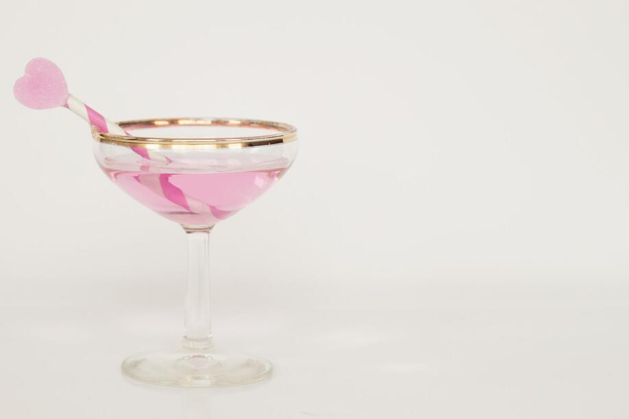 Τα Αυγουστιάτικα βράδια θέλουν ροζ… cocktail!