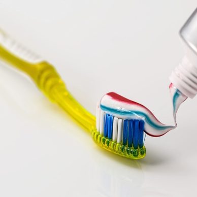 Πως να φτιάξεις τη δική σου οδοντόκρεμα