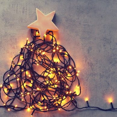 Υπέροχες ιδέες διακόσμησης με χριστουγεννιάτικα λαμπάκια