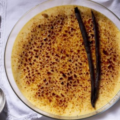 Creme brulee με γιαούρτι