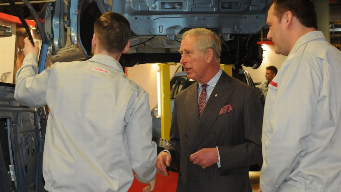 Όταν ο Βασιλιάς Κάρολος επισκέφτηκε το εργοστάσιο της Nissan