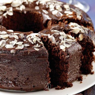 Εύκολο κέικ με σοκολάτα και κακάο