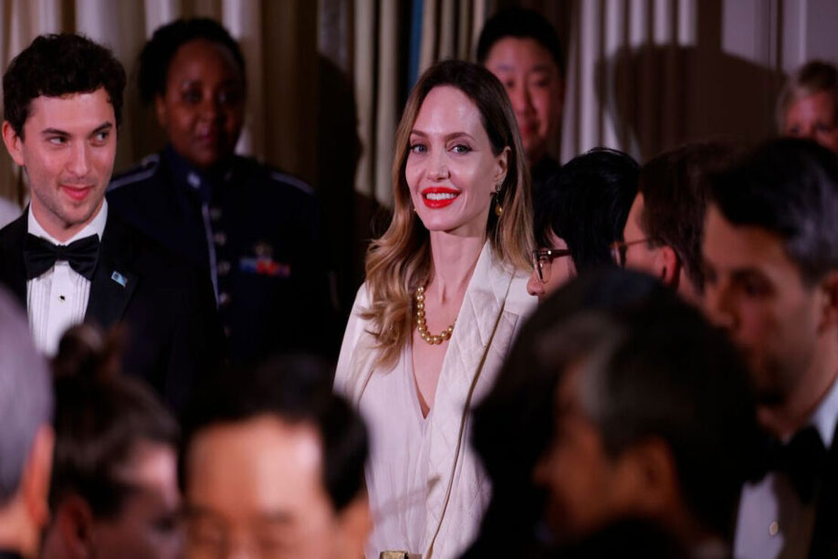 Angelina Jolie: Η μεγάλη αλλαγή στα μαλλιά της μετά από πολύ καιρό!