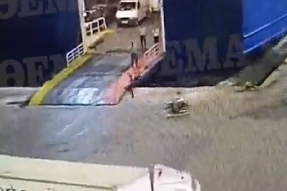 Βίντεο σοκ: Το πλήρωμα έσπρωξε από τον καταπέλτη τον επιβάτη που σκοτώθηκε στο Blue Horizon
