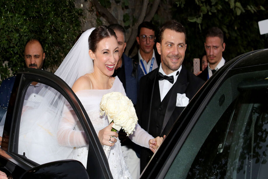 Παντρεύτηκαν ο Γιώργος Αγγελόπουλος και η Δήμητρα Βαμβακούση!
