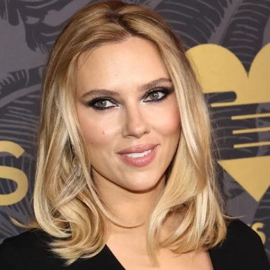 Scarlett Johansson: Υιοθέτησε το πιο hot make up look του φετινού χειμώνα