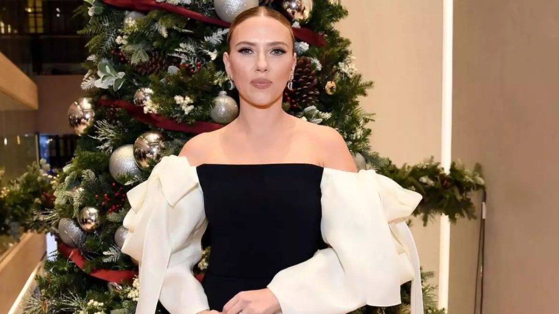 Scarlett Johansson: Το χτένισμά της είναι η ωραιότερη πρόταση για τις γιορτινές εμφανίσεις