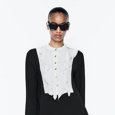 Το Στιλάτο Μαύρο-Λευκό Φόρεμα από τα Zara