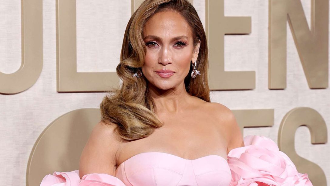 Χρυσές Σφαίρες 2024: Το beauty look της Jennifer Lopez που ξεχώρισε