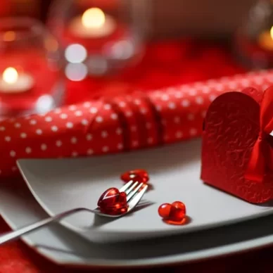 Ημέρα του Αγίου Βαλεντίνου: Τα εστιατόρια της Αθήνας γιορτάζουν τον έρωτα