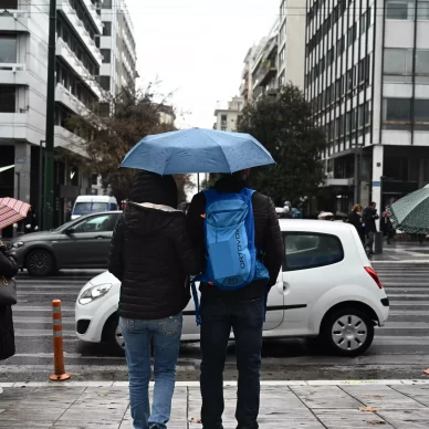 Καιρός: Ισχυρές βροχές και καταιγίδες με κεραυνούς – Έκτακτο δελτίο επιδείνωσης