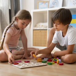 full-shot-kids-making-puzzle-together (1)