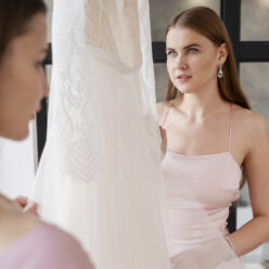 women-making-preparations-wedding (1)
