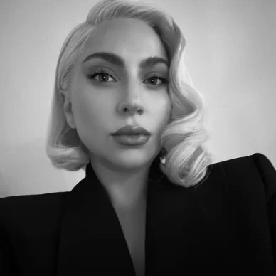 H Lady Gaga έκοψε κάθε επαφή με τον πατέρα της επειδή είναι Ρεπουμπλικανός