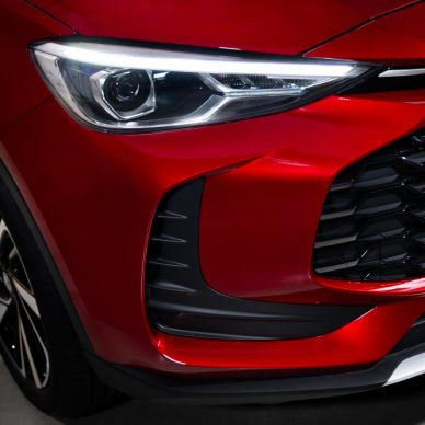 Ποιο SUV υποδέχτηκαν οι Έλληνες μετά Βαΐων και κλάδων;