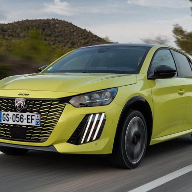 Αναβαθμίσεις στα Peugeot 208 Hybrid και E-208