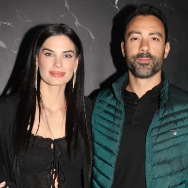 Χριστίνα Μπόμπα για Σάκη Τανιμανίδη: «Τον θαυμάζω πάρα πολύ για την συνέπεια στον χαρακτήρα του»