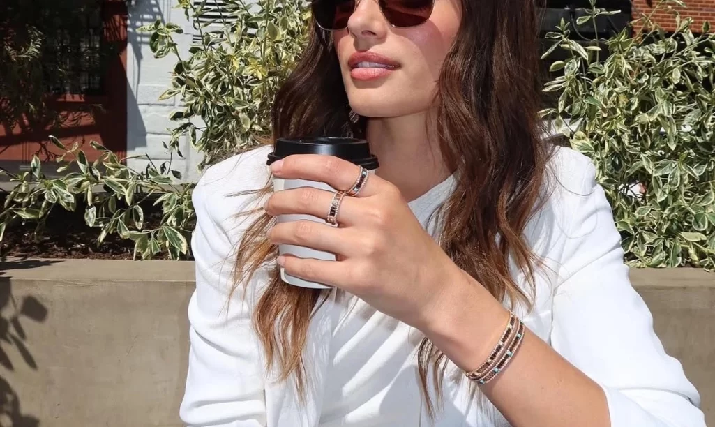 Τα μυστικά περιποίησης που κάθε γυναίκα με σγουρά μαλλιά πρέπει να ξέρει