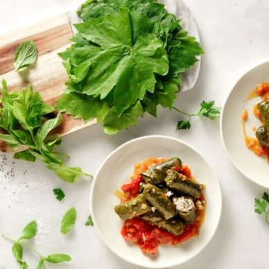 Ντολμαδάκια με ντοματόρυζο