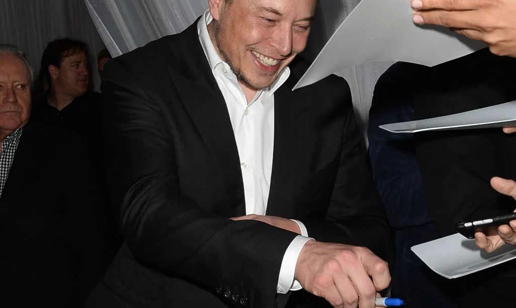 Ο Έλον Μασκ έγινε ένα από τα πιο μισητά πρόσωπα στις ΗΠΑ.