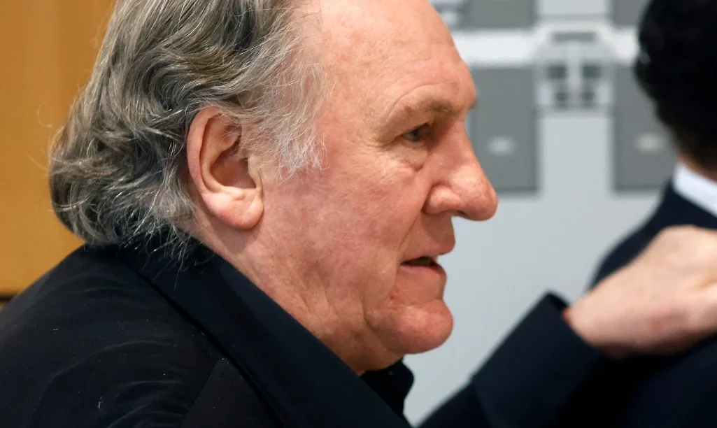 Ο Ζεράρ Ντεπαρντιέ κρίθηκε ένοχος για σεξουαλική επίθεση σε δύο γυναίκες, σε γυρίσματα ταινίας το 2021