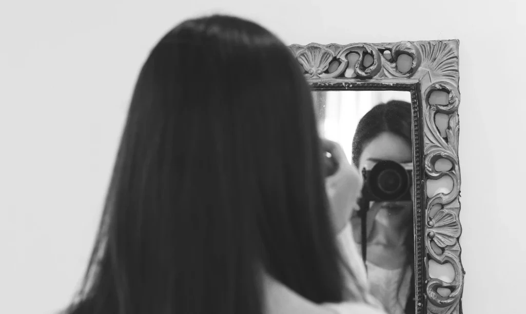 Είναι κανόνας: Το 1 πράγμα που κάνουν οι ναρκισσιστές στον χωρισμό, σύμφωνα με την ψυχολογία