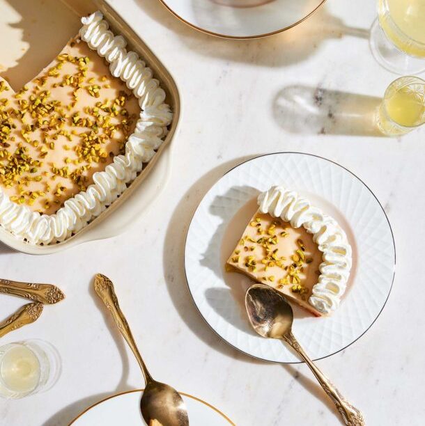 Εκμέκ με τσουρέκι