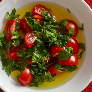 Τρως πάρα πολλές ντομάτες; 6 “παρενέργειες” που πρέπει να γνωρίζεις