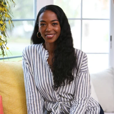 Η Ανάντα Λούις, παρουσιάστρια του MTV, πέθανε στα 52 της – Είχε διαγνωστεί με καρκίνο, αλλά αρνήθηκε να υποβληθεί σε μαστεκτομή