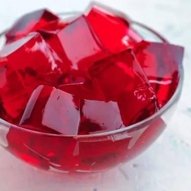 Ζελατίνη: Το φθηνό superfood που κατακτά το TikTok – Σώζει όντως δέρμα, μαλλιά και έντερο;