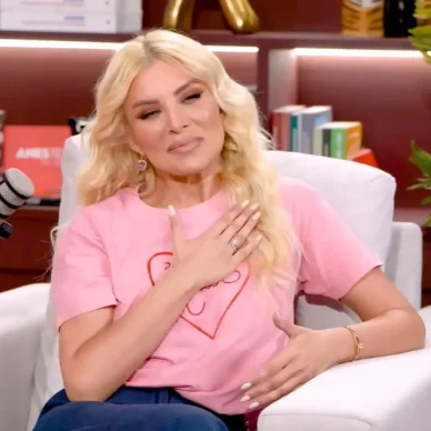 Κατερίνα Καινούργιου: Έτσι έγινε η πρόταση γάμου από τον Παναγιώτη Κουτσουμπή – Πού και πότε θα γίνει η τελετή. Δείτε βίντεο