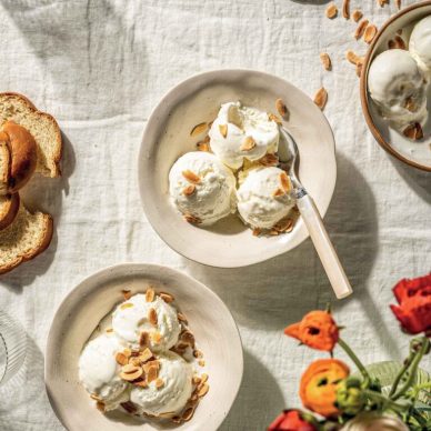 Παγωτό με ανθότυρο και αριάνι