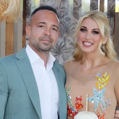 Κωνσταντίνα Σπυροπούλου – Βασίλης Σταθοκωστόπουλος: Το φωτογραφικό άλμπουμ της βάφτισης του γιου τους