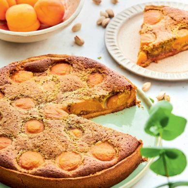 Τάρτα με βερίκοκα και κρέμα φυστικιού Αιγίνης