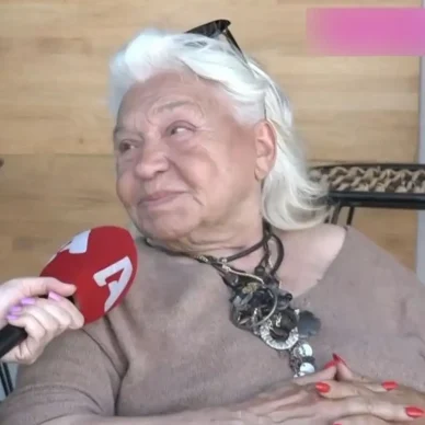 Τιτίκα Στασινοπούλου για την Αλίκη Βουγιουκλάκη: «Έκανε ενέσιμες θεραπείες από πρόβατα για να μείνει νέα»