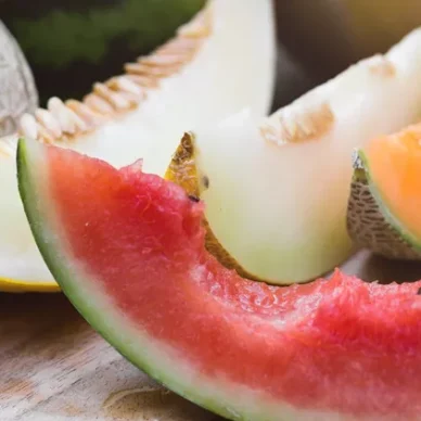 Καρπούζι ή πεπόνι; Τι να προτιμήσεις αν έχεις Σύνδρομο Ευερέθιστου Εντέρου;