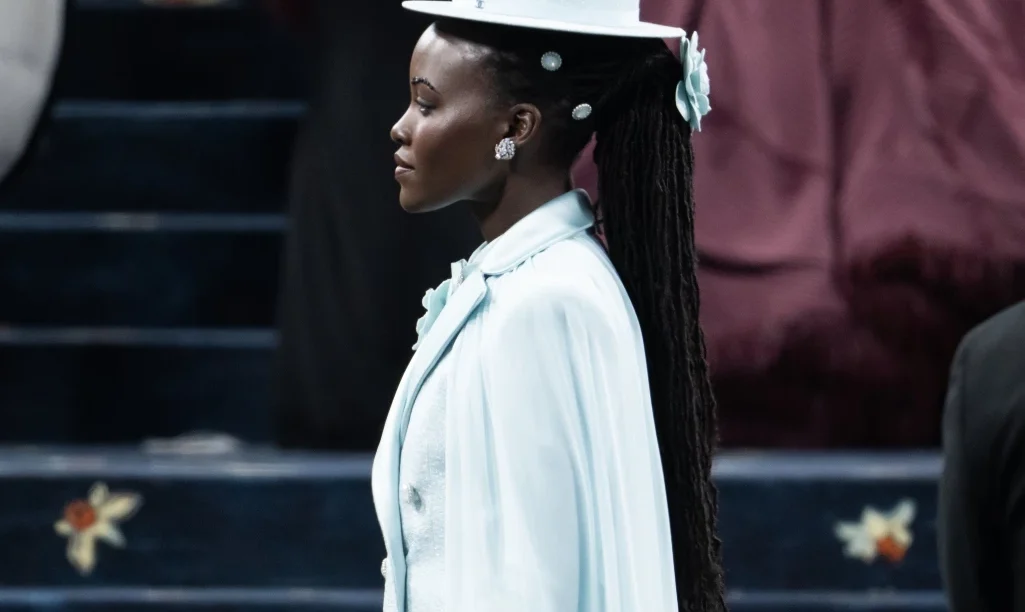 Η Λουπίτα Νιόγκο αφαίρεσε 30 ινομυώματα: «Ας απορρίψουμε την κανονικοποίηση του γυναικείου πόνου»