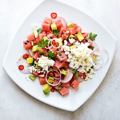 Καρπούζι στη σαλάτα για γεύση και δροσιά
