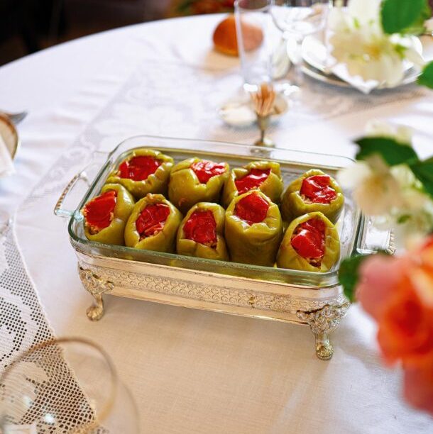 Πιπεριές «ντολμάδες» (γεμιστές), στην κατσαρόλα