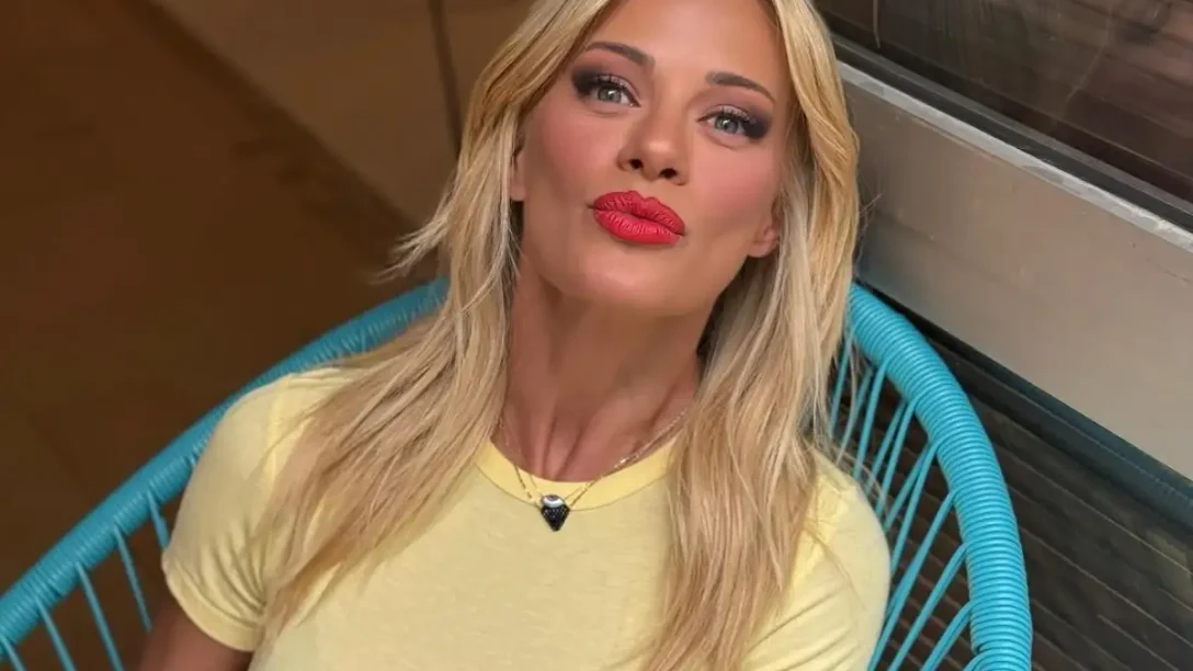 Γενέθλια για την Ζέτα Μακρυπούλια: Η διήγηση για την ημέρα που γεννήθηκε