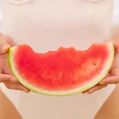 Υγιεινά σνακ για την παραλία: Οι 10 καλύτερες επιλογές για ενέργεια και ενυδάτωση