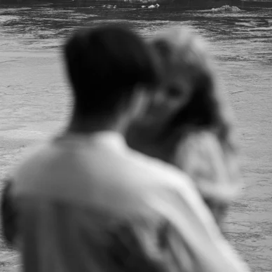 5 green flags που δεν πρέπει να αγνοείς στις σχέσεις (με παραδείγματα από την πραγματική ζωή)