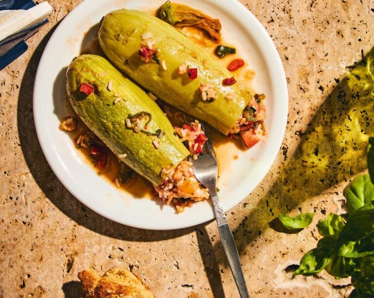 Κολοκυθάκια γεμιστά με γαρίδες και εστραγκόν