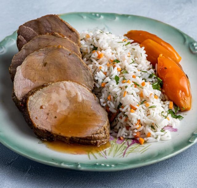 Μοσχάρι λεμονάτο με ρύζι