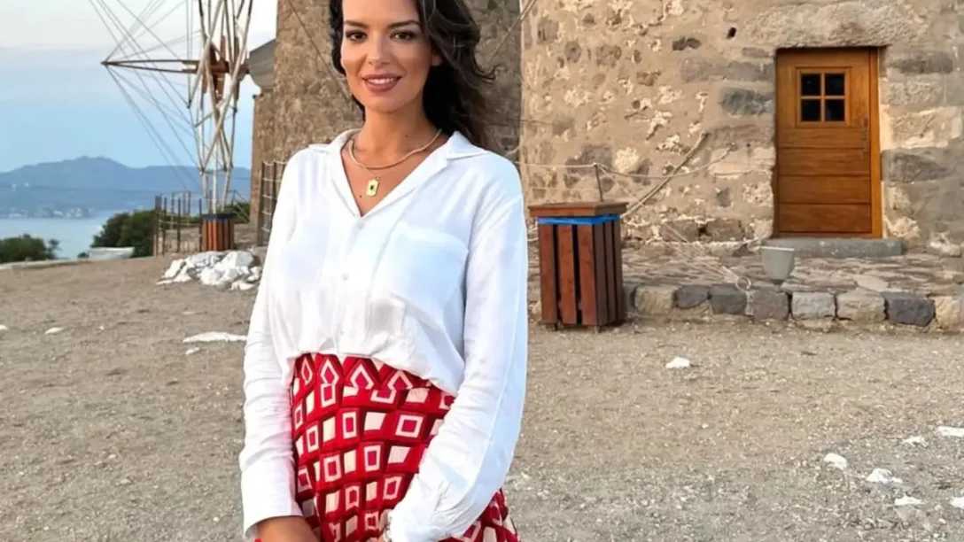 Νικολέττα Ράλλη: «Νιώθω εντελώς χαμένη, αποσυντονισμένη αλλά και μια ελαφριά θλίψη»