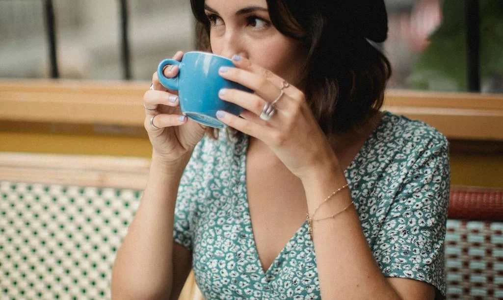 Τα 5 συμπληρώματα διατροφής που δεν πρέπει να παίρνεις μαζί με τον καφέ