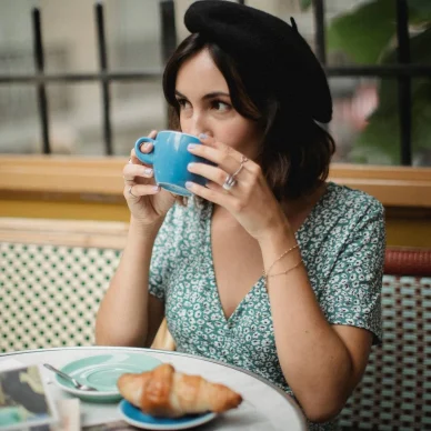 Τα 5 συμπληρώματα διατροφής που δεν πρέπει να παίρνεις μαζί με τον καφέ