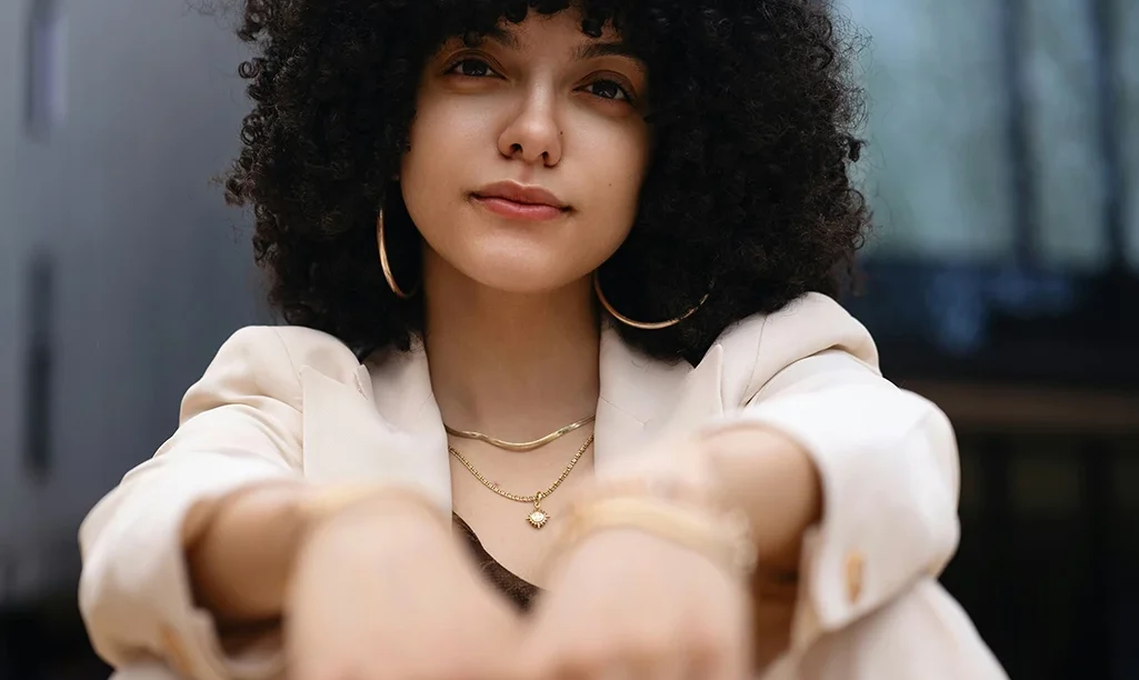 Όσοι έχουν υψηλό EQ χρησιμοποιούν αυτή την απλή ερώτηση για να σκέφτονται καθαρότερα και να βρίσκουν νόημα στη δουλειά και τη ζωή